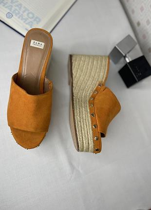 Шльопанці від zara