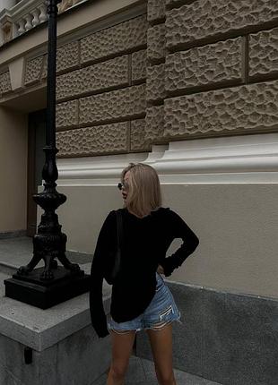 Базовый женский лонгслив свободного кроя