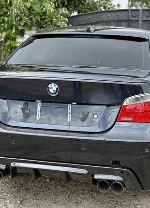 Задній дифузор dpt v-2 (для m-sport, чорний глянець) для bmw 5 серія e60/e61 2003-2010 рр