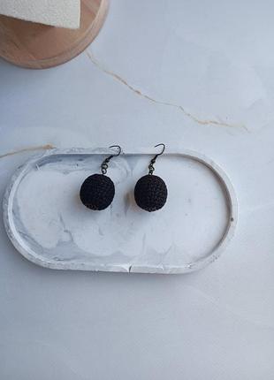 Сережки в'язані