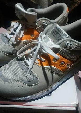 Saucony azuro 3