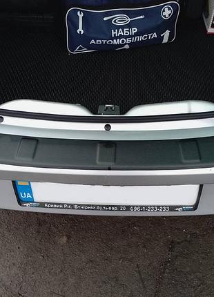 Накладка на задній бампер (sd, abs, esa) для dacia logan i 2008-2012 рр