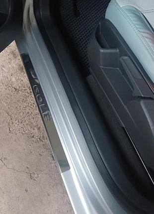 Накладки на пороги carmos v2 (4 шт, нерж) для volkswagen golf 5 2003-2009 рр