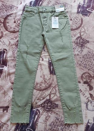 Джинсы на 8-9 лет