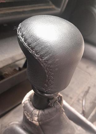 Ручка кпп без логотипа (кожа) для opel vectra b 1995-2002 гг