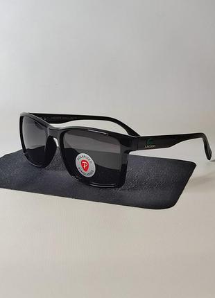 Black sunglasses polarised