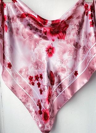 Атласна шовкова хусткаh&m