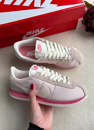 Nike cortez pink