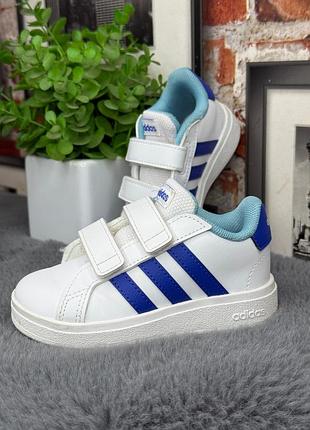 Дитячі кросівки кроси детские кроссовки белые адідас adidas р.23
