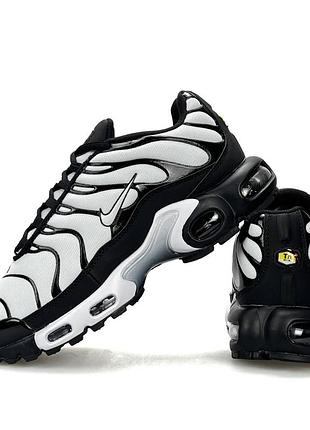 Nike air max plus white black 7