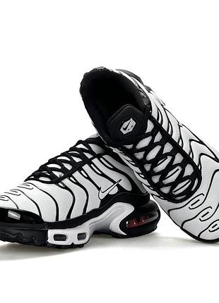 Nike air max plus white black 8