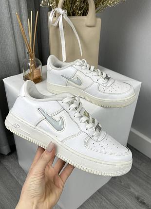 Жіночі оригінальні кросівки nike air force 1