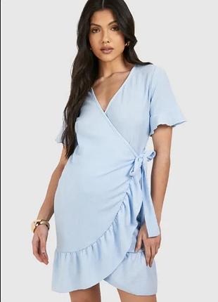 Красива стильна ніжна блакитна міні сукня на запах від new look