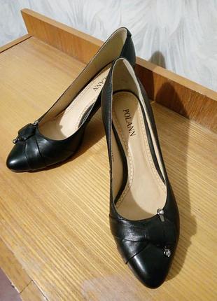 Кожаные туфли лодочки на небольшом каблуке