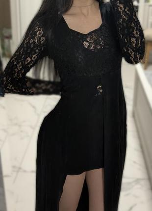Чорна вечірня сукня