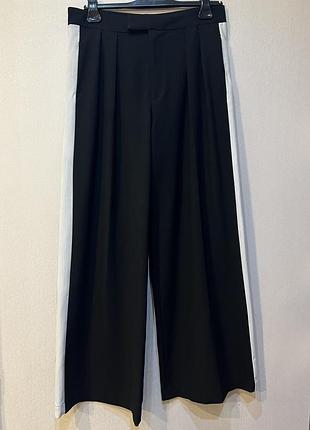 Штани брюки палаццо чорні з білим