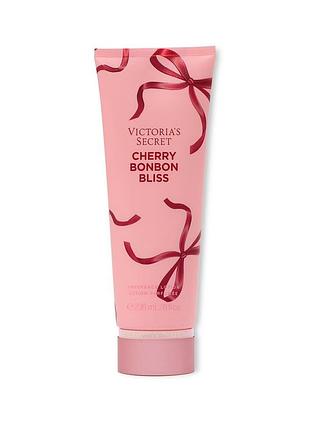 Парфюмированный увлажняющий лосьон для тела victoria's secret cherry bonbon bliss fragrance lotion