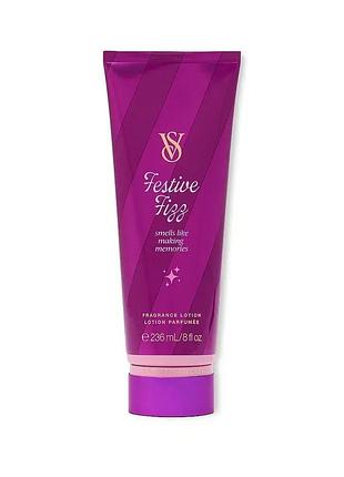 Парфюмированный увлажняющий лосьон для тела victoria's secret festive fizz fragrance lotion