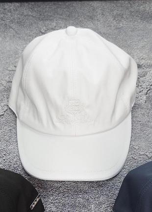 Бейсболка loro piana с фирменным логотипом кепка с подкладкой унисекс лоро пиана козырек лоро пиано белый