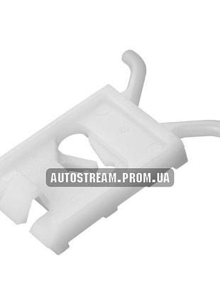 Клипса, фиксатор крепления молдинга двери opel kadett d (1979-1984) 174833, 0174833, 90052911