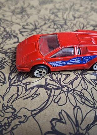 Hot wheels 1999. lamborghini. червоний. з коробки.