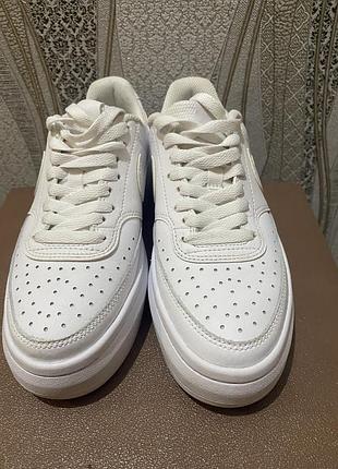 Кросівки nike
