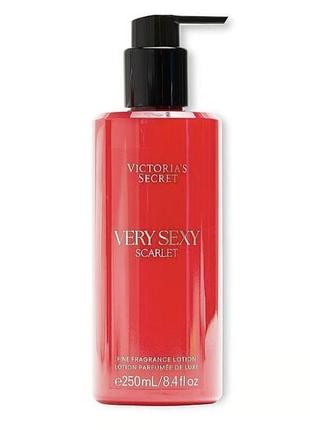 Victoria's secret лосьйон very sexy scarlet
