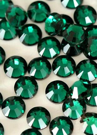 Стрази emerald ss 3(1,4 мм), 100 шт.