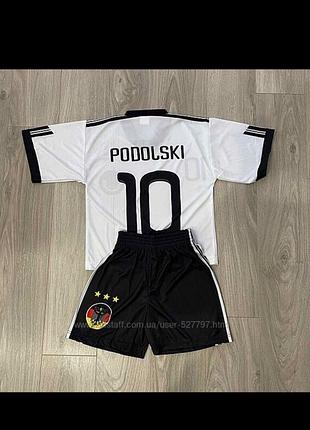 Футбольна форма подольский