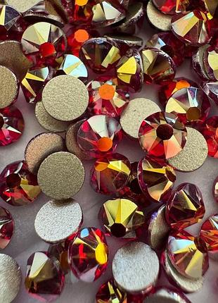 Стрази xirius crystals, колір light siam shimmer(золоте сяйво), ss20 (4,6-4,8 мм), 100 шт.