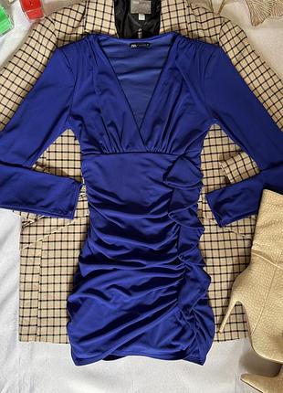 Жіноча сукня міні зі зборкою та плечиками бренду zara 💙
