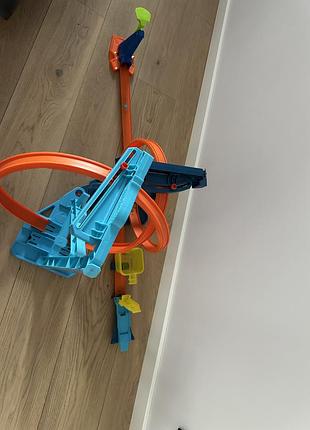 Трек hot wheels track builder unlimited infinity loop kit безкінечна петля (gvg10) 4