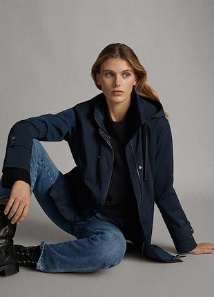 Темно-синя парка куртка  з високотехнологічної тканини бренд massimo dutti