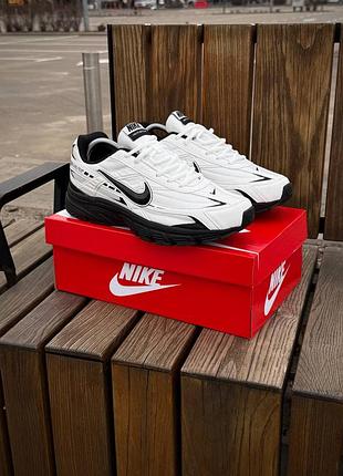 Nike initiator 7