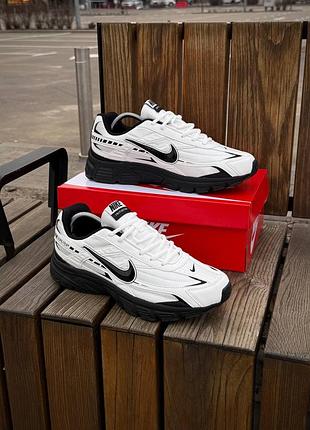 Nike initiator 8