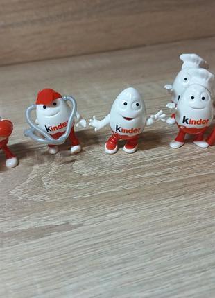 Киндер яйца одна игрушка 100 грн