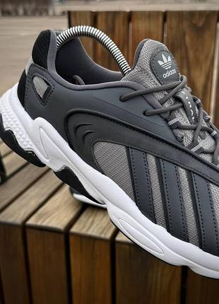 Adidas oztral 4