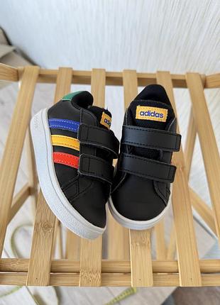 Кросівки 20 розмір adidas