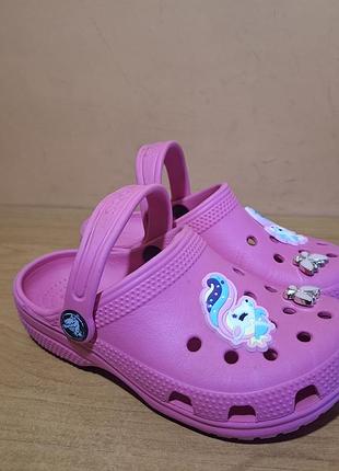 Детские фирменные сланцы crocs