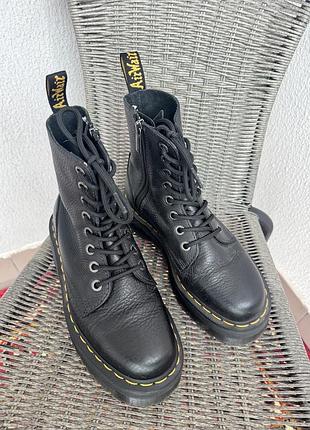 Ботінки dr. martens шкіряні