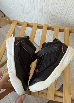 Jordan 25 розмір кросівки