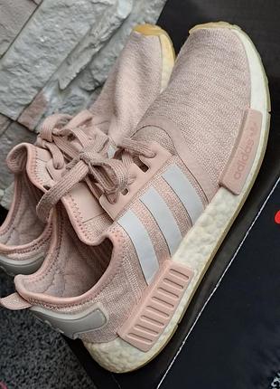 Кроссиаки adidas nmd_r1 женские