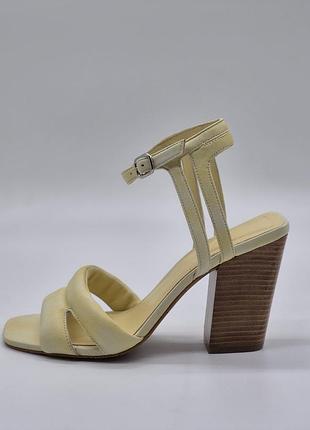 Босоножки whatfor (light yellow)