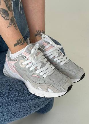 Adidas astir grey pink