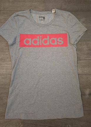 Сіра жіноча футболка adidas розмір s