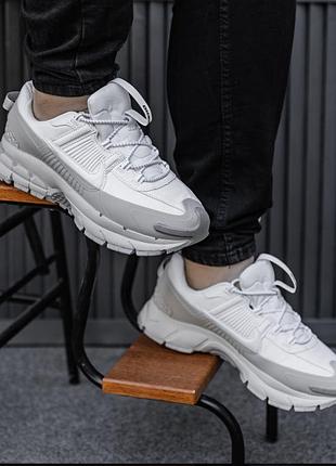 Nike vomero roam 5