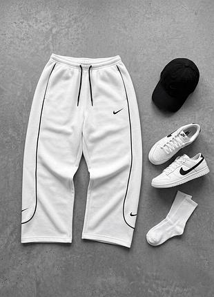 Спортивні штани nike