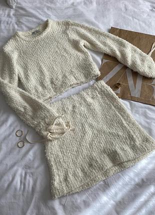 Костюм zara кофта та спідниця