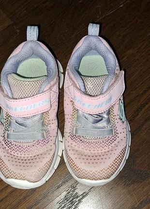 Кроссовки skechers 22размер