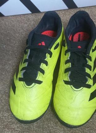 Сороконіжки adidas predator р.29. оригінал
